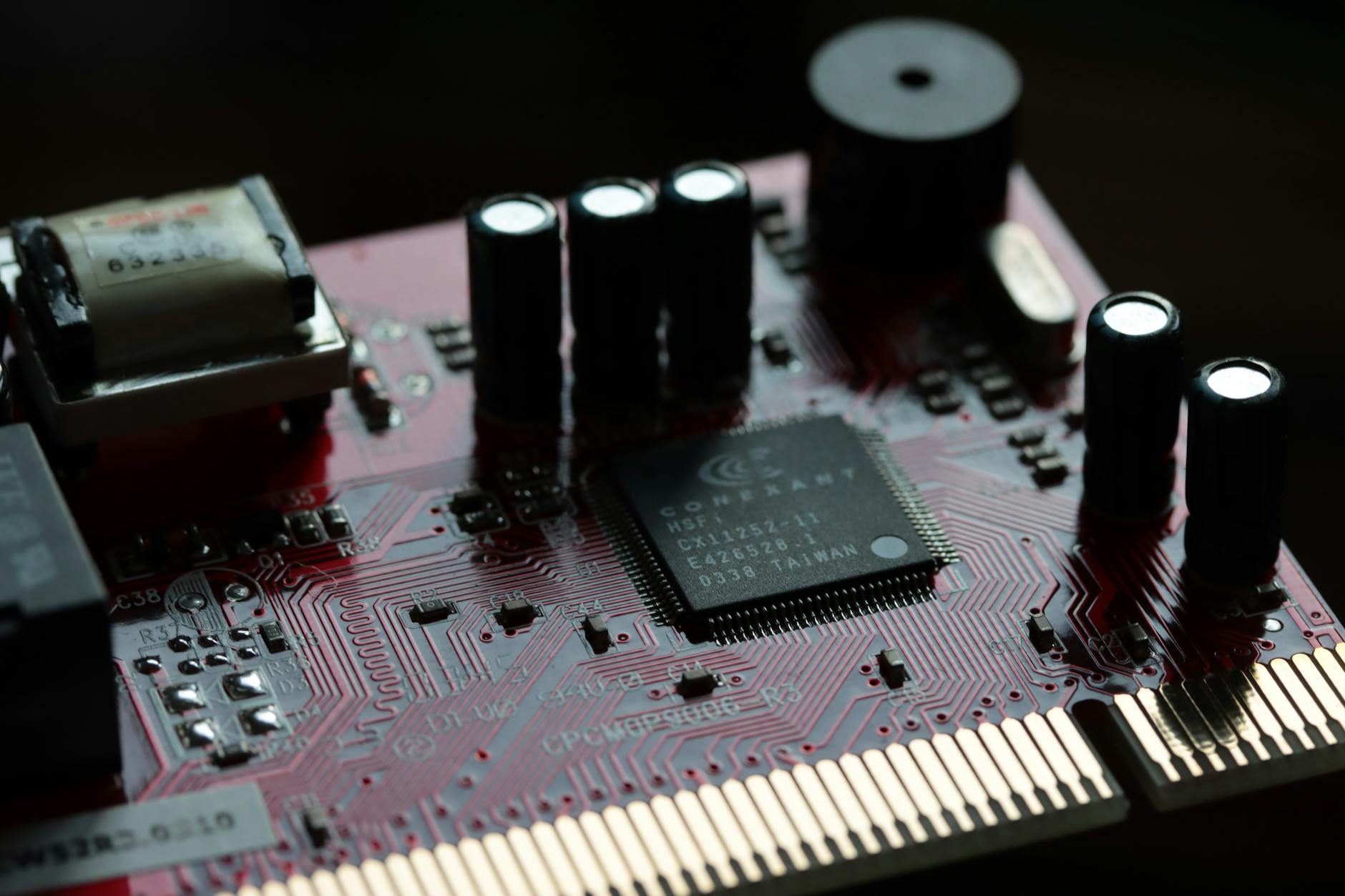 f32-esp32-dev-board-kleinste-entwicklerboard-test-2026