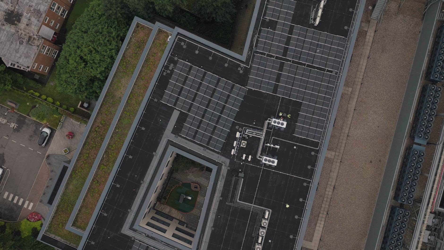 Featured image of post Photovoltaik: 1Komma5° macht mehr Umsatz und steigert Profit – was das für Käufer heißt