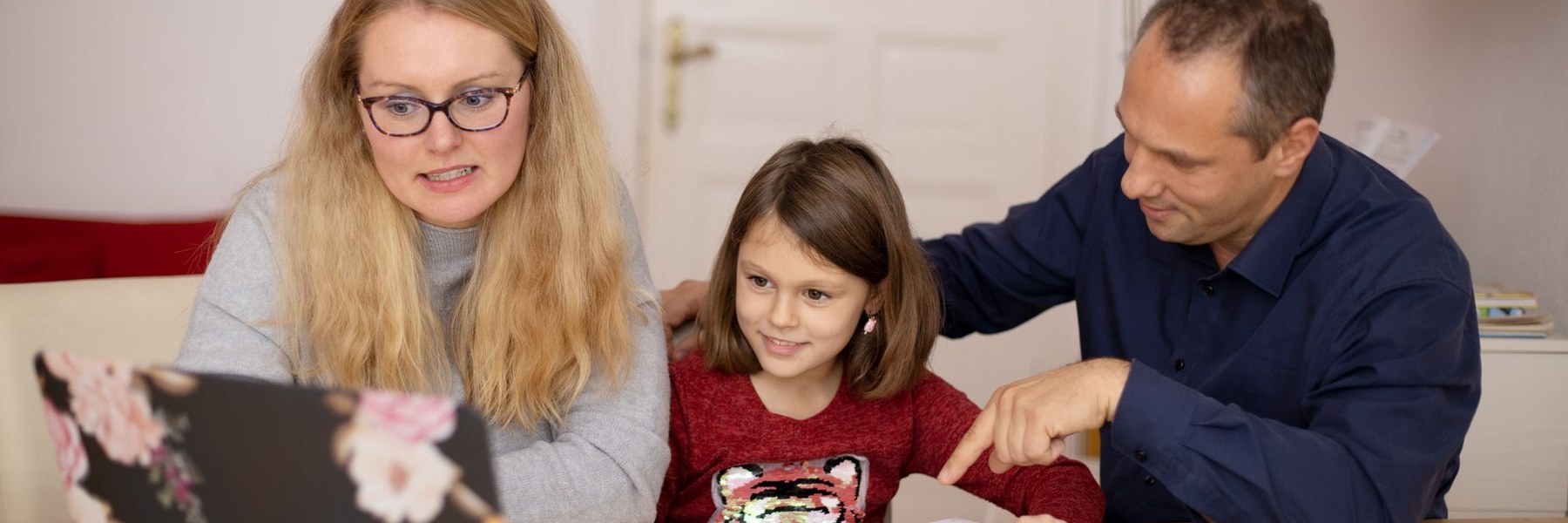 Datenschutz-Praxis für Eltern: Kinder und Jugendliche online begleiten